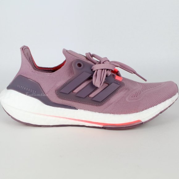 New Adidas Ultraboost 22 Running Sneaker - Picture 6 of 12